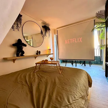 Apartman Splendide Loft Avec Jacuzzi Et Cinema - Cap D'agde *